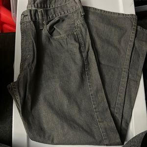 Men’s Levi’s 569 jeans